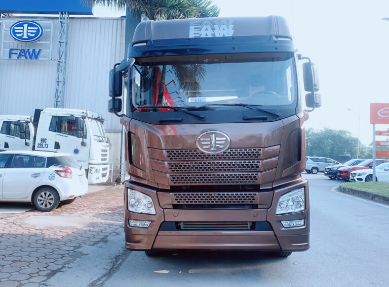 Đầu kéo Faw 460Hp JH6 cầu láp - Ảnh 4