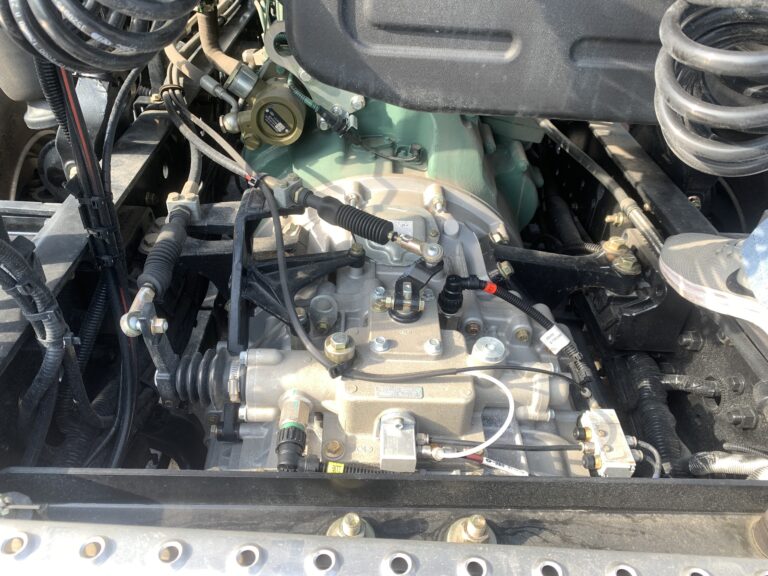 Đầu kéo Faw 460Hp JH6 cầu láp - Ảnh 8