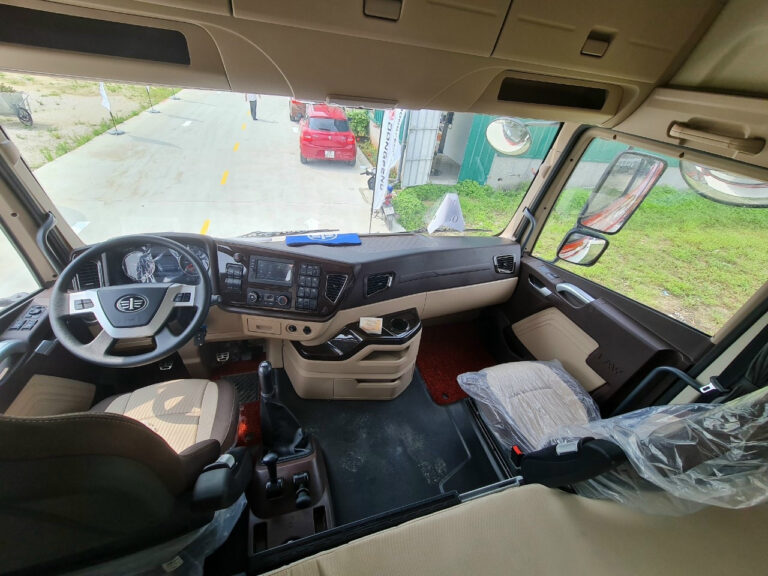 Đầu kéo Faw 460Hp JH6 cầu láp - Ảnh 9