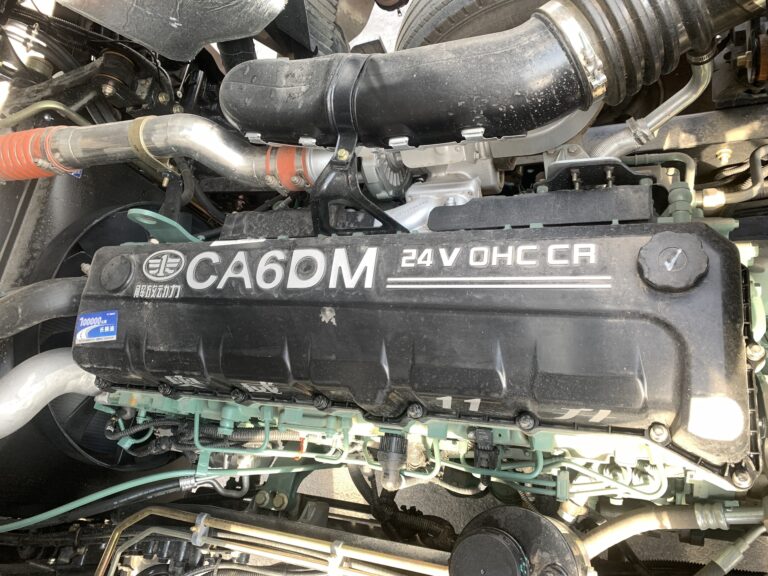 Đầu kéo Faw 460Hp JH6 cầu láp - Ảnh 12